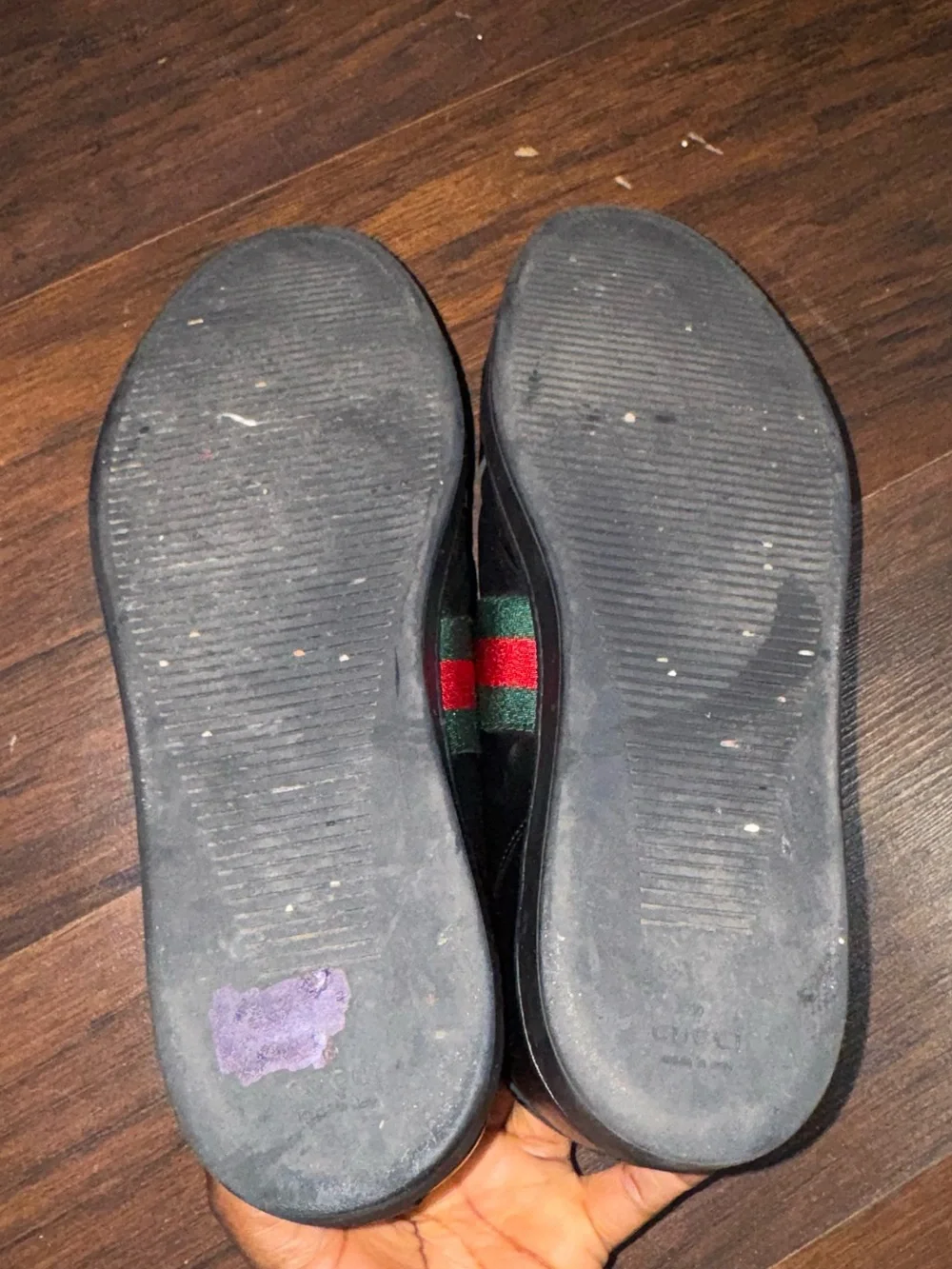 Gucci Black Leather Web Low Top Sneakers with Red and Green